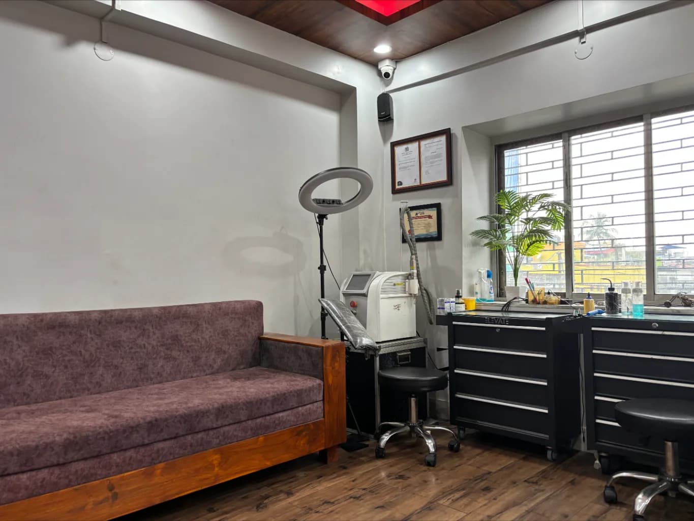 Client Consultation Lounge & Laser Suite